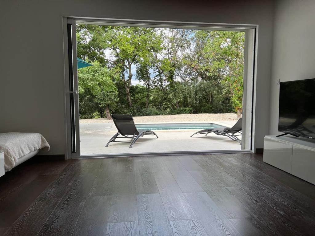 Brand New Villa With Fully Intergrated Air Conditioning & Private Pool, Overlooking Forest Sardan Extérieur photo